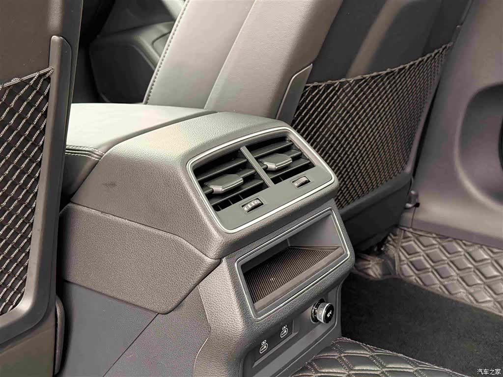 Audi A6L, 2023 13