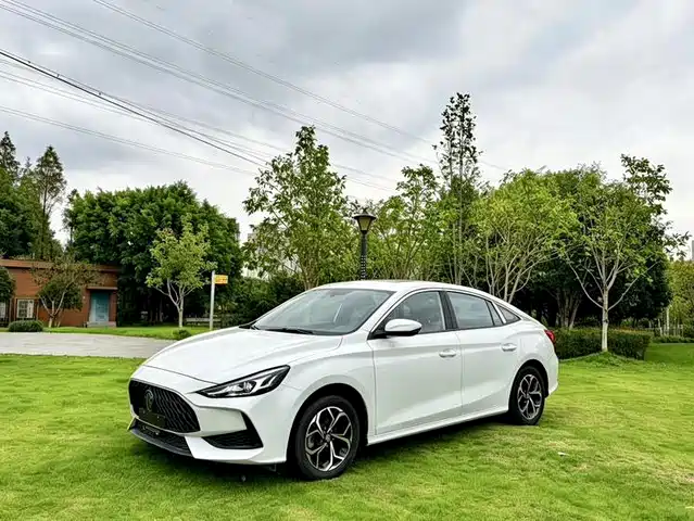 MG MG5 2022 — купить из Китая под заказ
