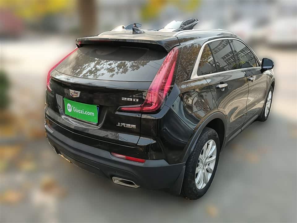 Cadillac XT4