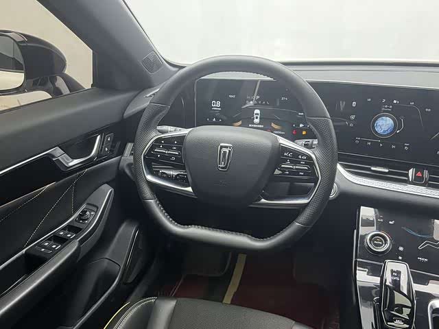 Bestune B70S 2022 1.5T zhi chao tong shuai