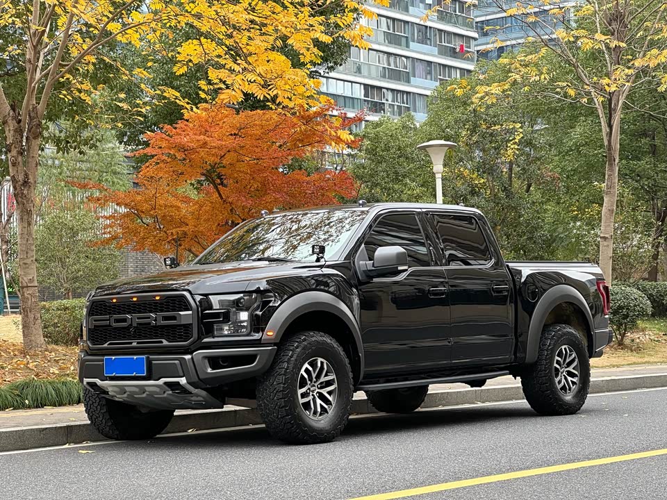 Ford F-150 Raptor