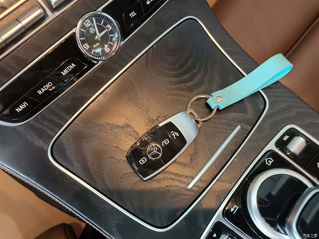 Mercedes-Benz E-Class, 2018 17