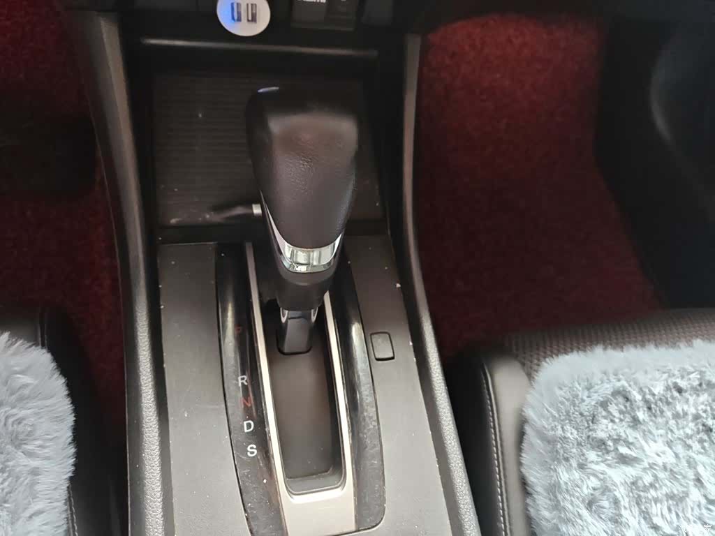 Honda Jade, 2015 7