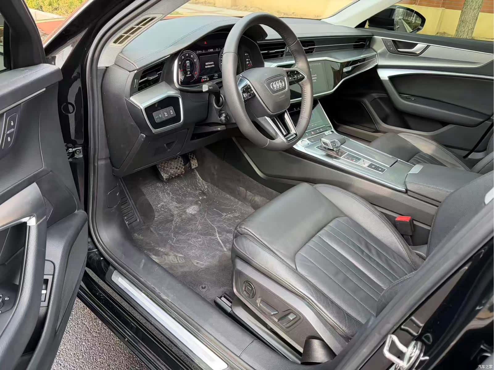 Audi A6L, 2019 24