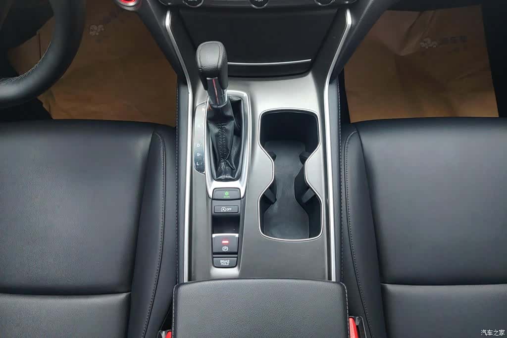 Honda Accord, 2019 16