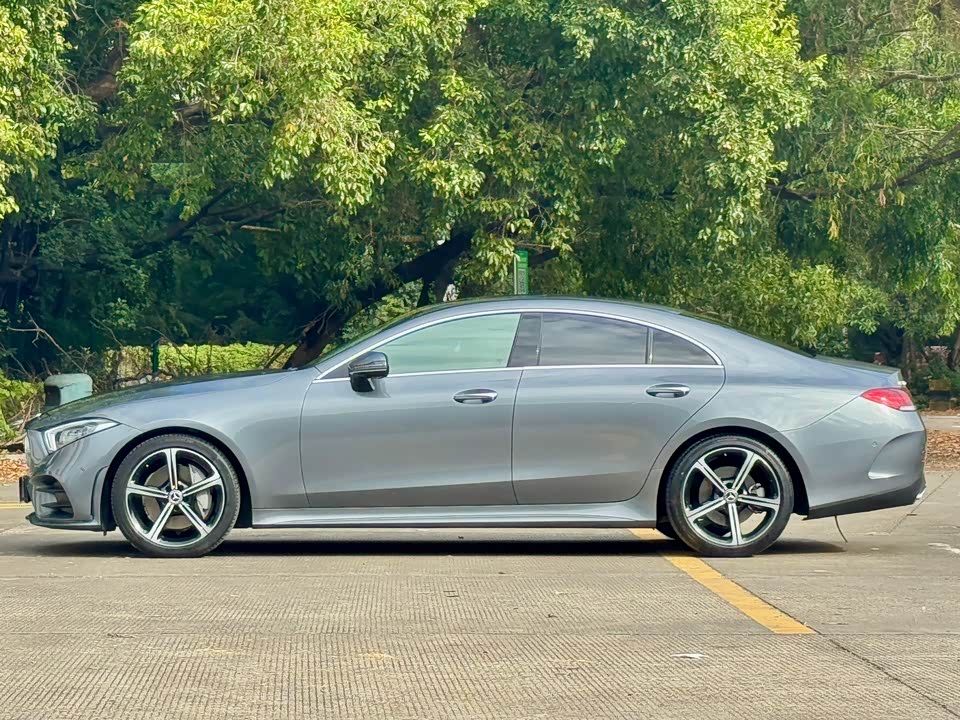 Mercedes-Benz CLS