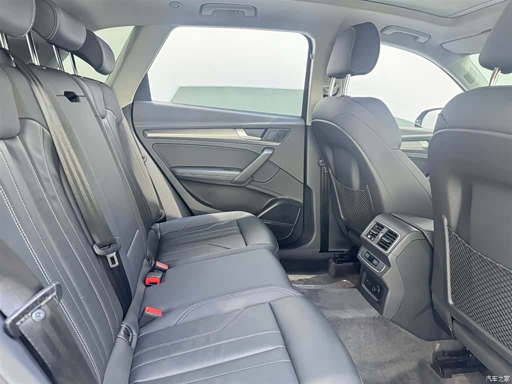 Audi Q5L, 2022 8