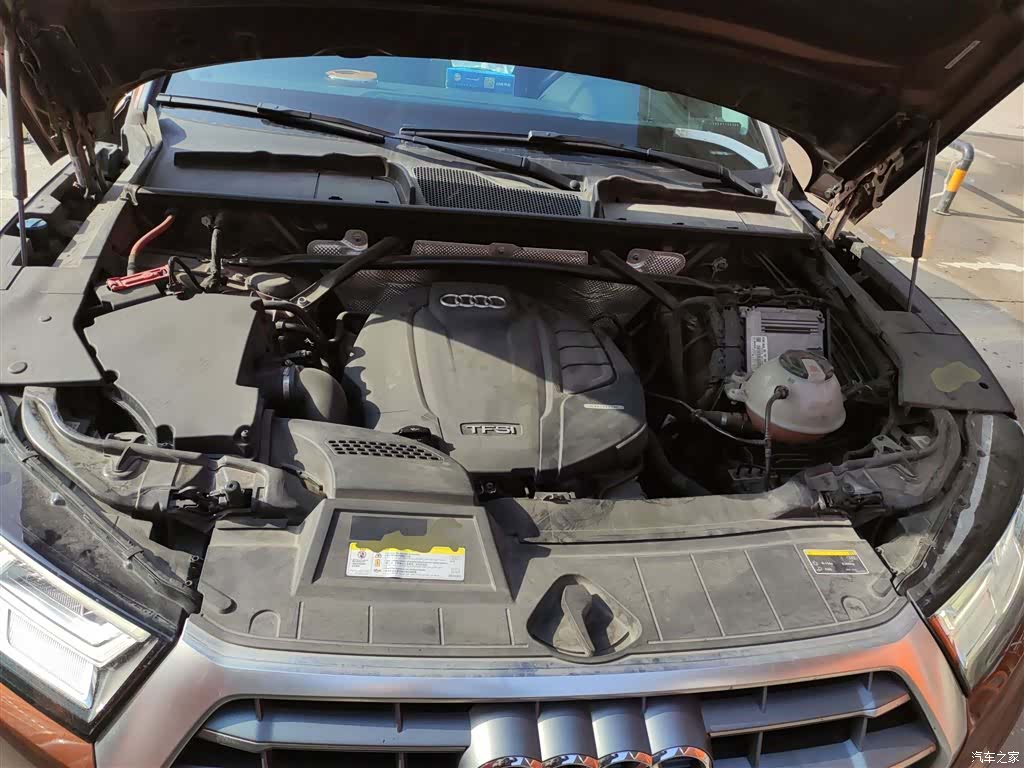 Audi Q5L, 2019 20