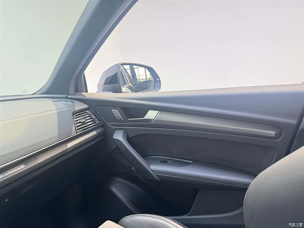 Audi Q5L, 2024 19