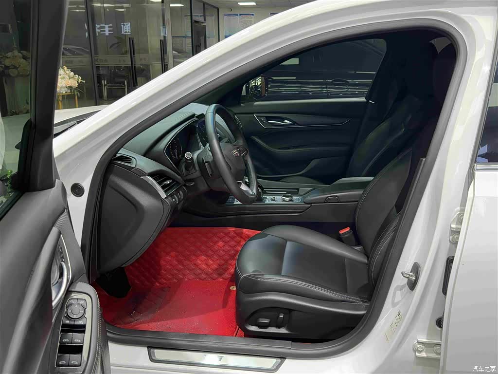 Cadillac CT5, 2021 все фото