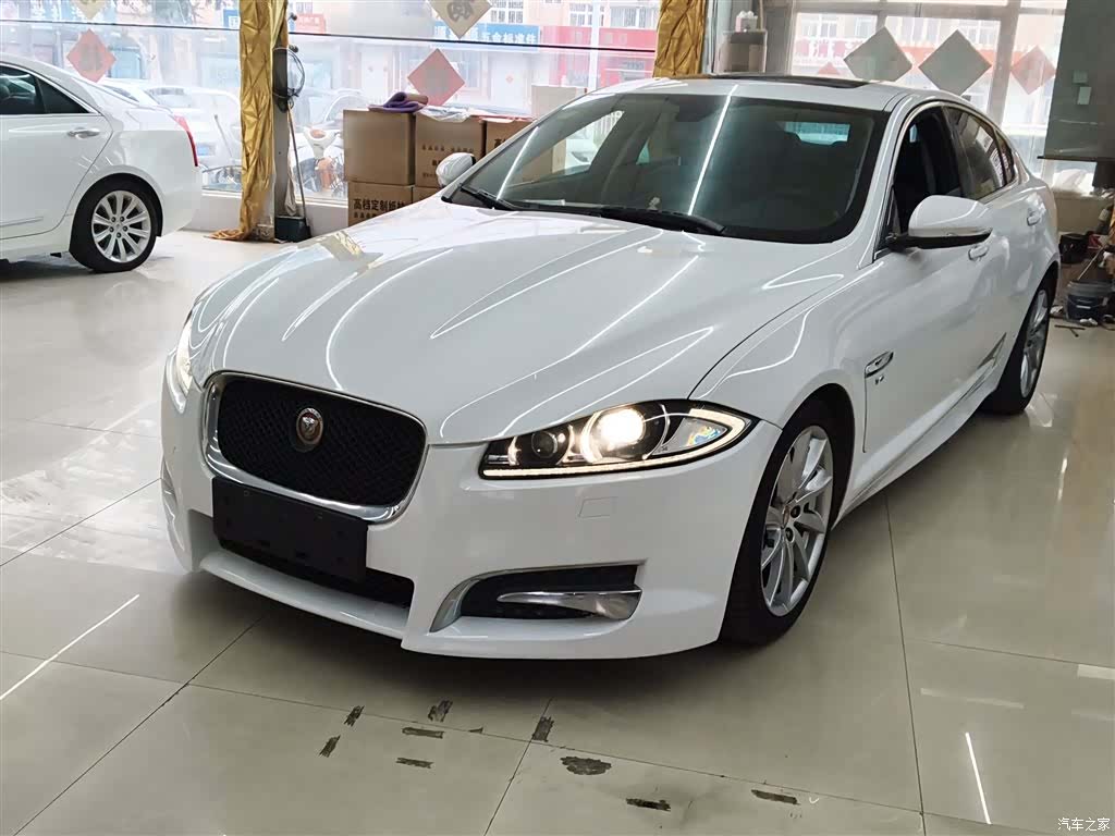 Jaguar XF, 2014 1
