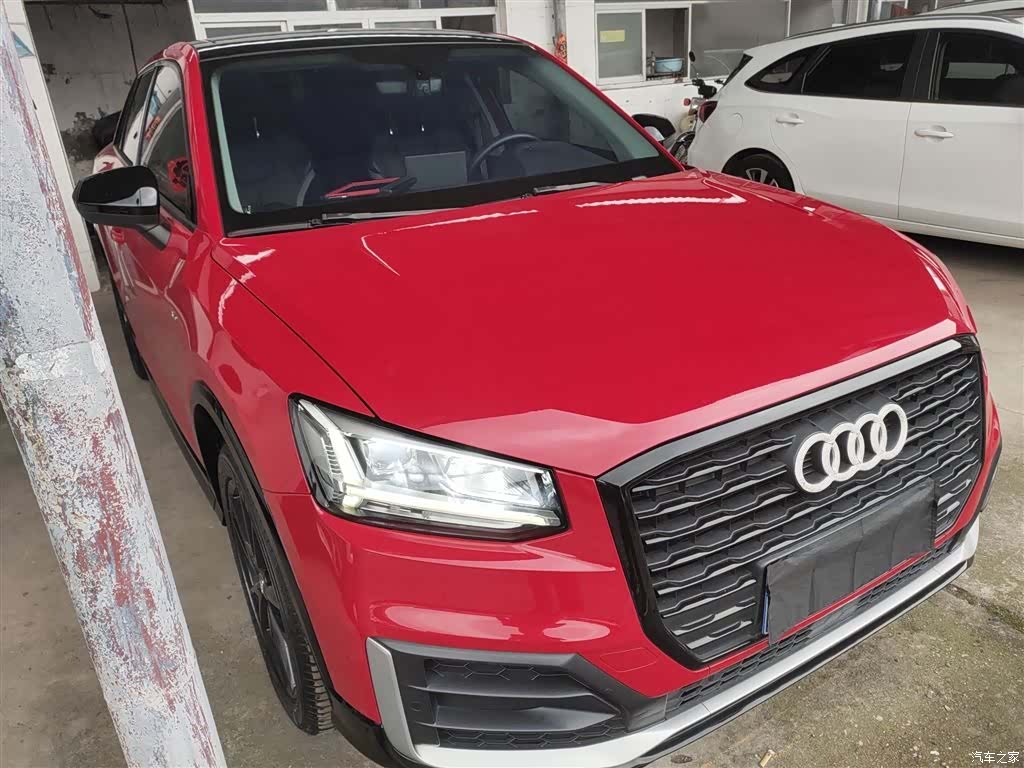 Audi Q2L, 2019 21