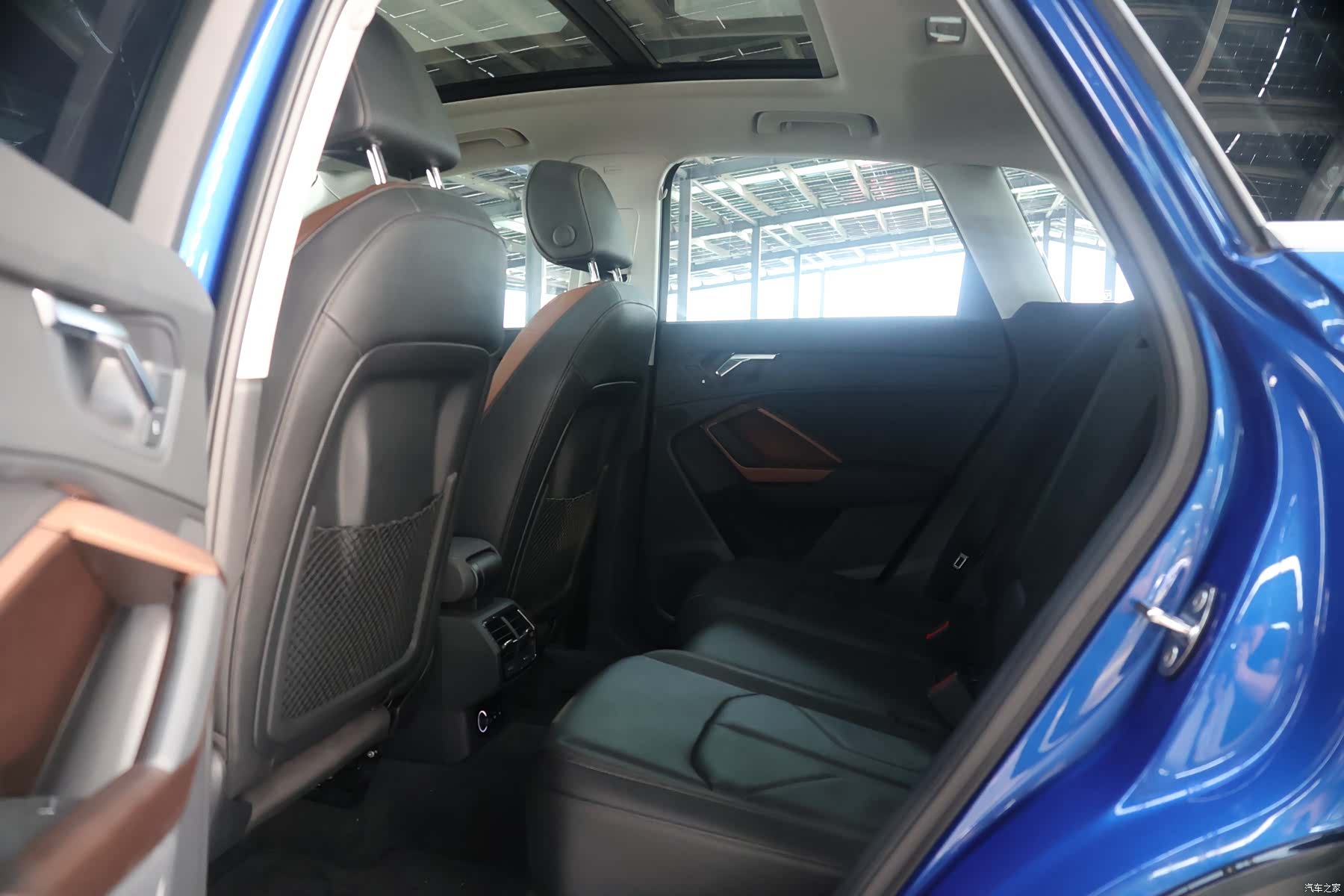Audi Q3, 2022 16