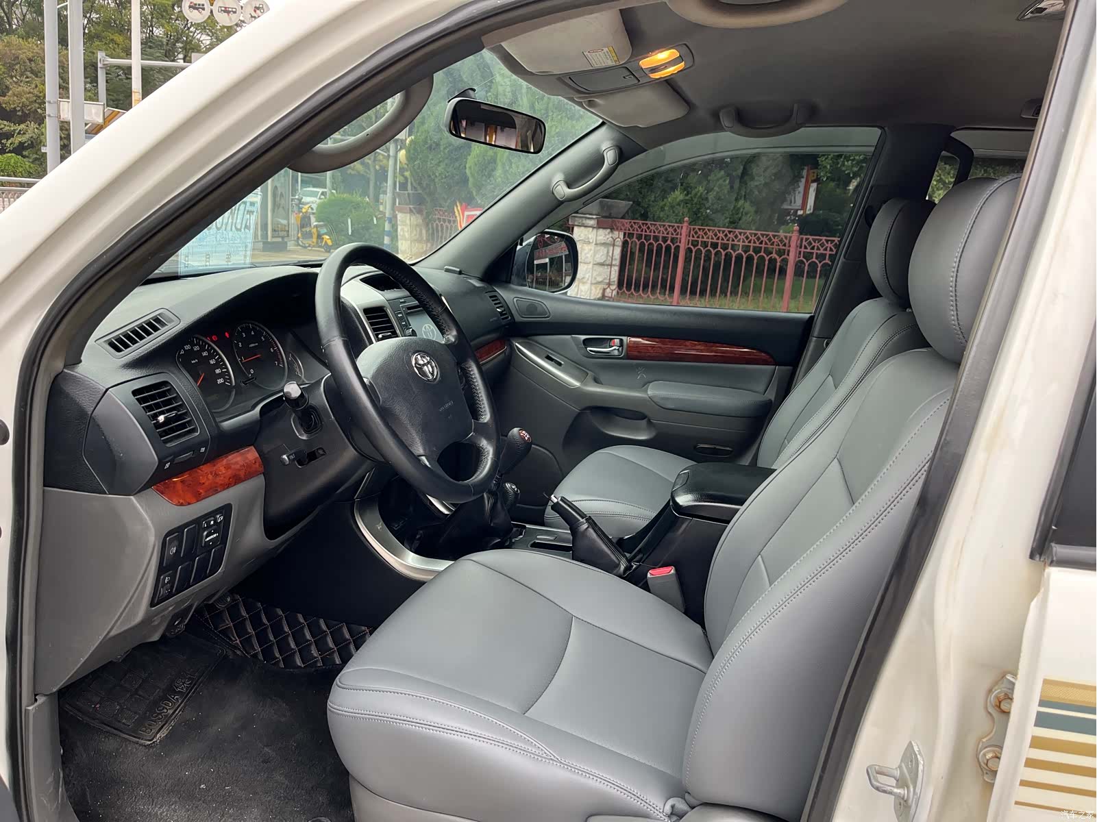 Toyota Prado, 2009 4