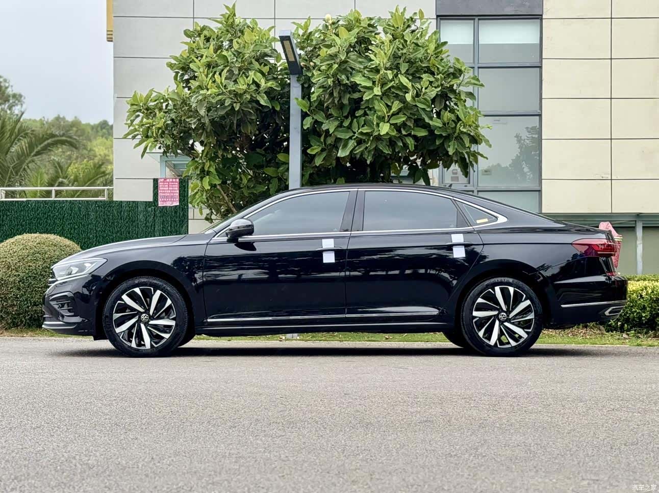 Volkswagen Passat, 2023 10