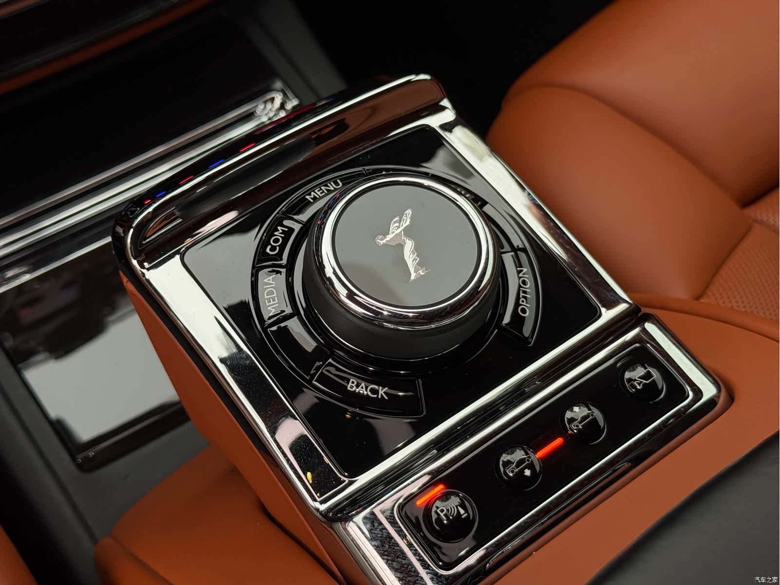 Rolls-Royce Phantom, 2020 10