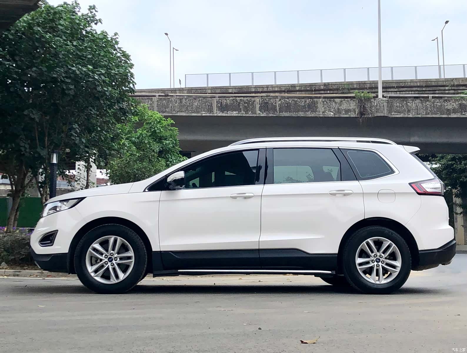 Ford Edge, 2018 3