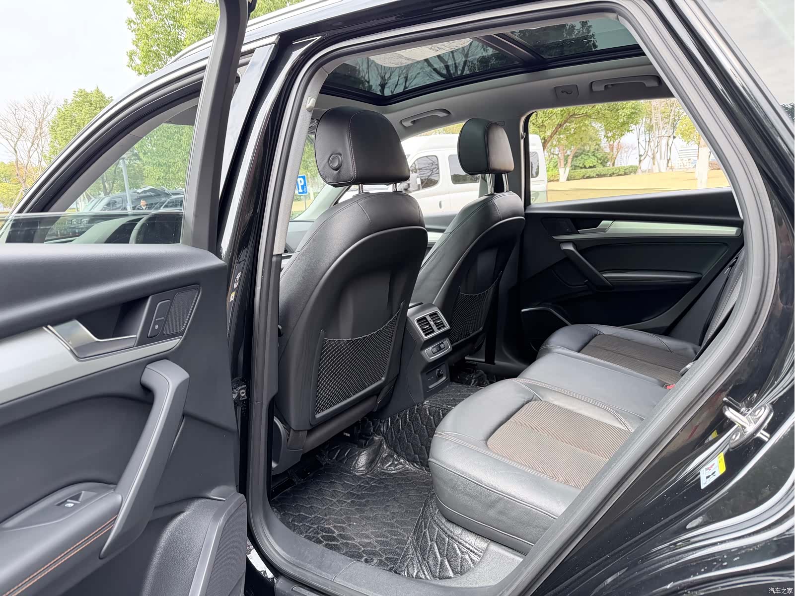 Audi Q5L, 2019 9
