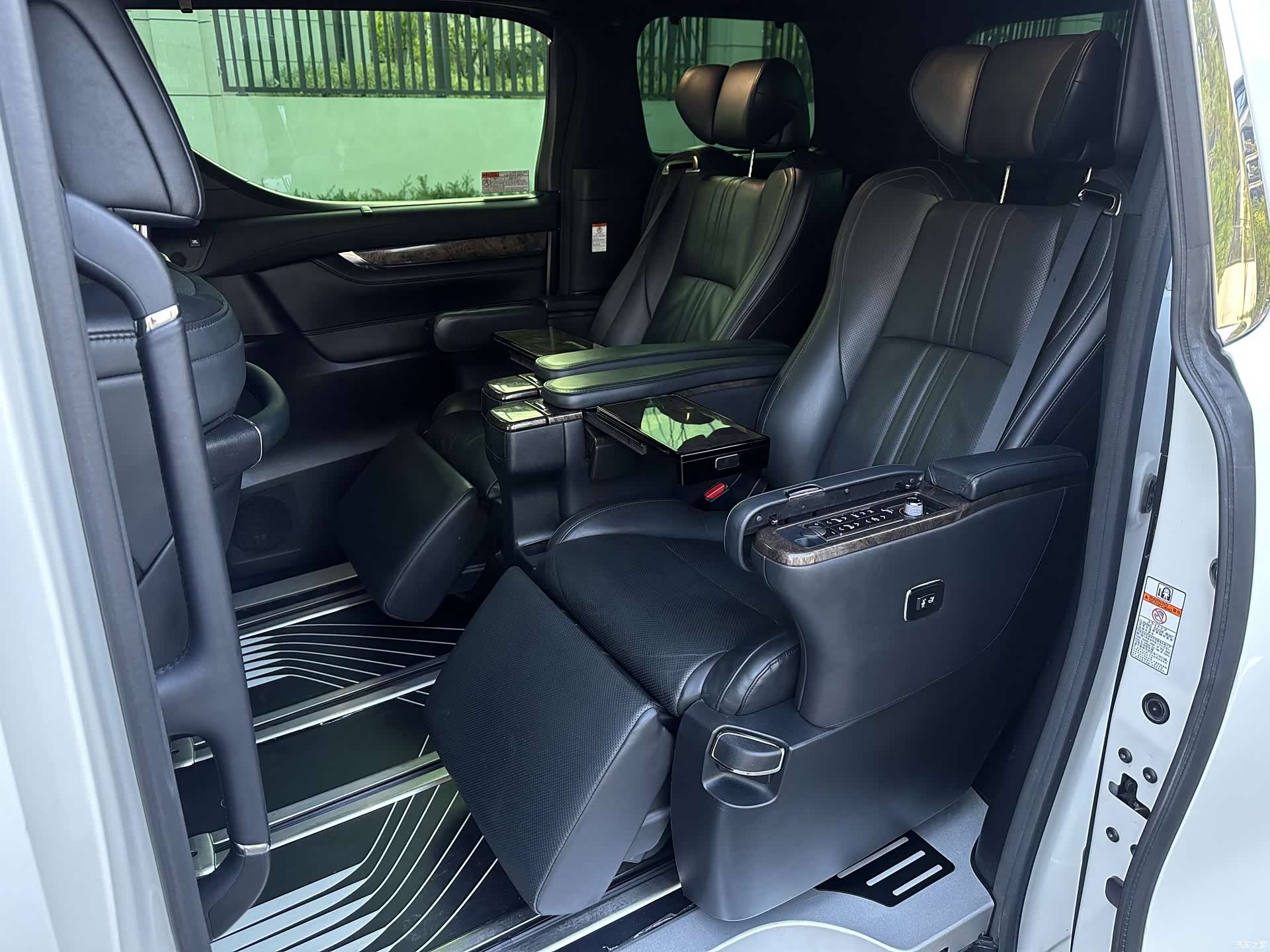 Toyota Alphard, 2021 7