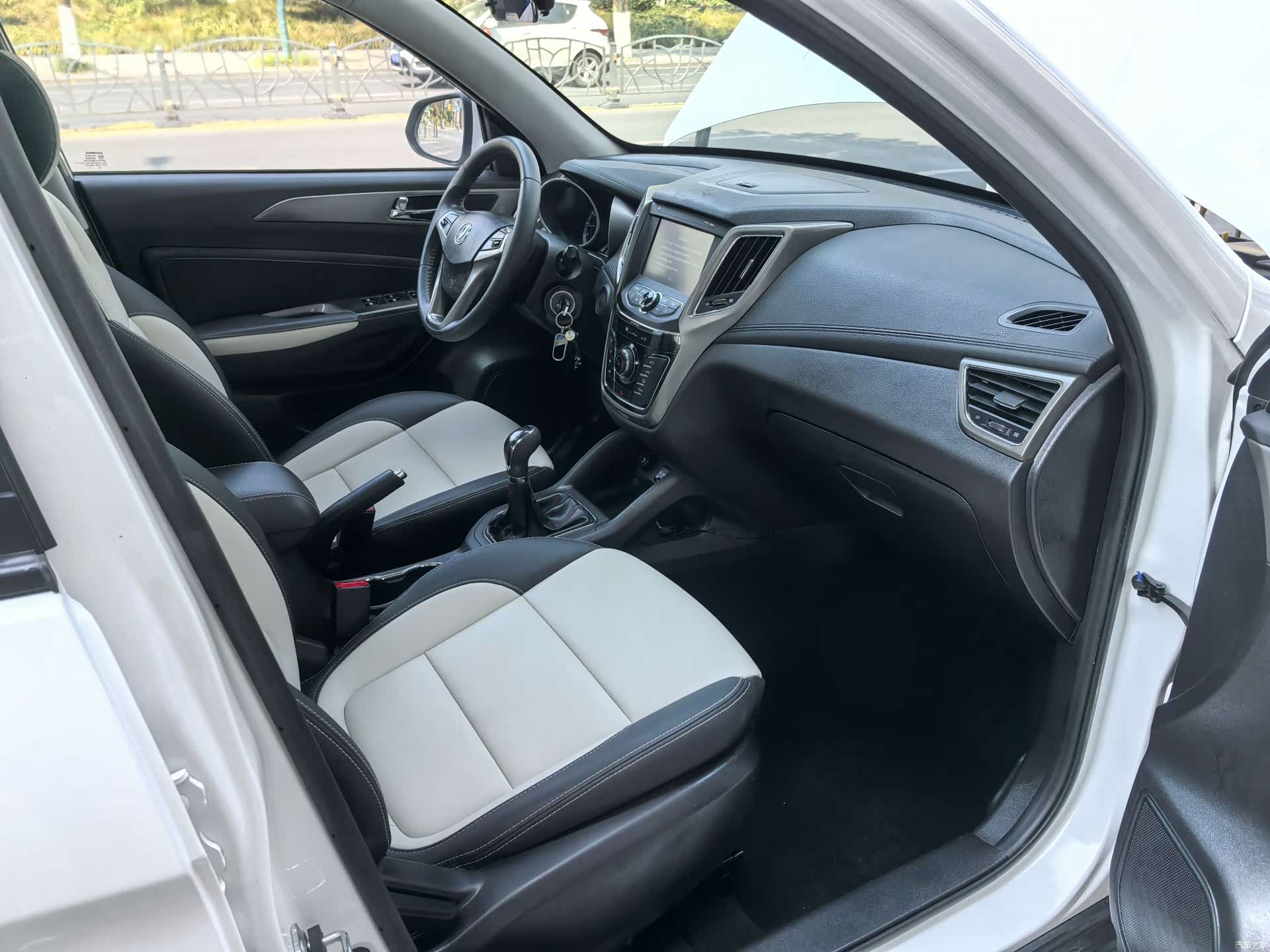 Changan CS35, 2018 14
