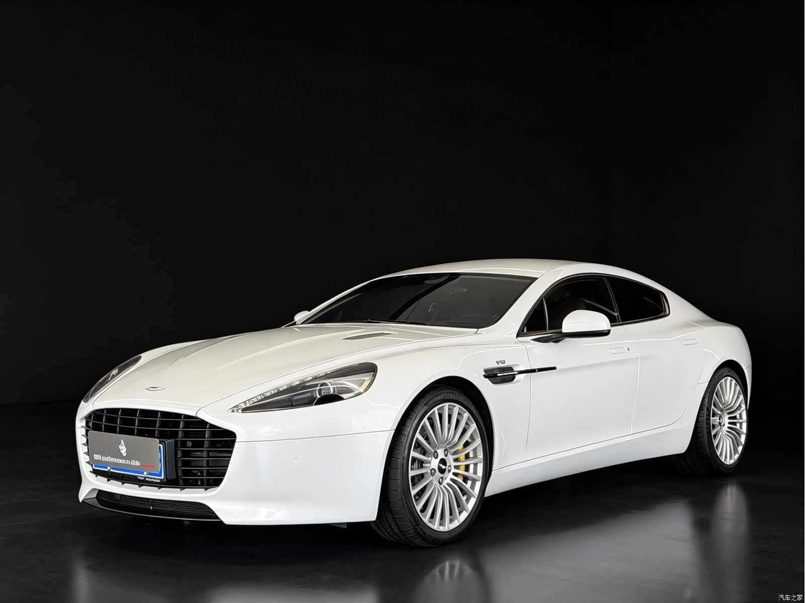 Aston Martin Rapide, 2014 3