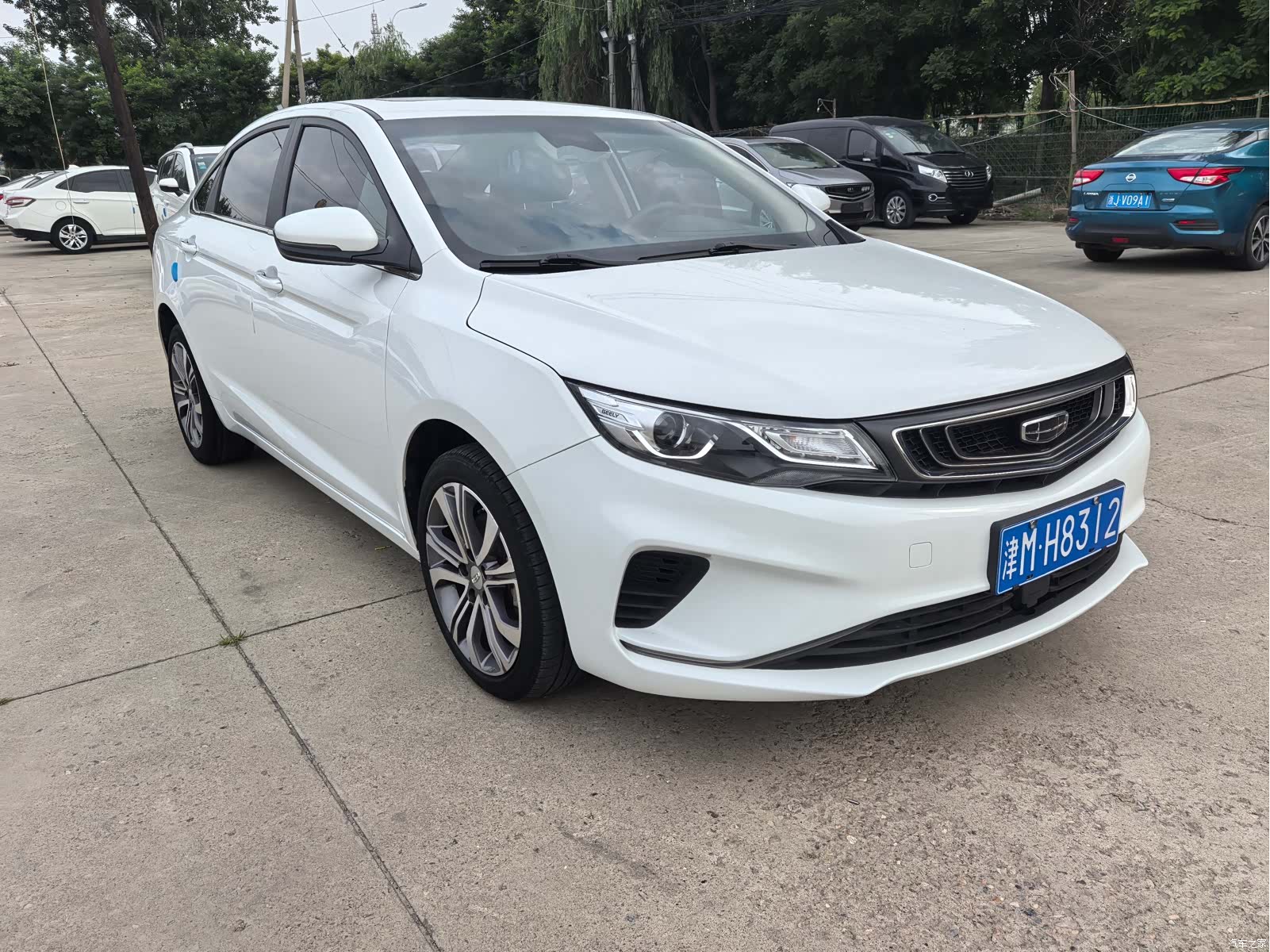 Geely Emgrand, 2020 3