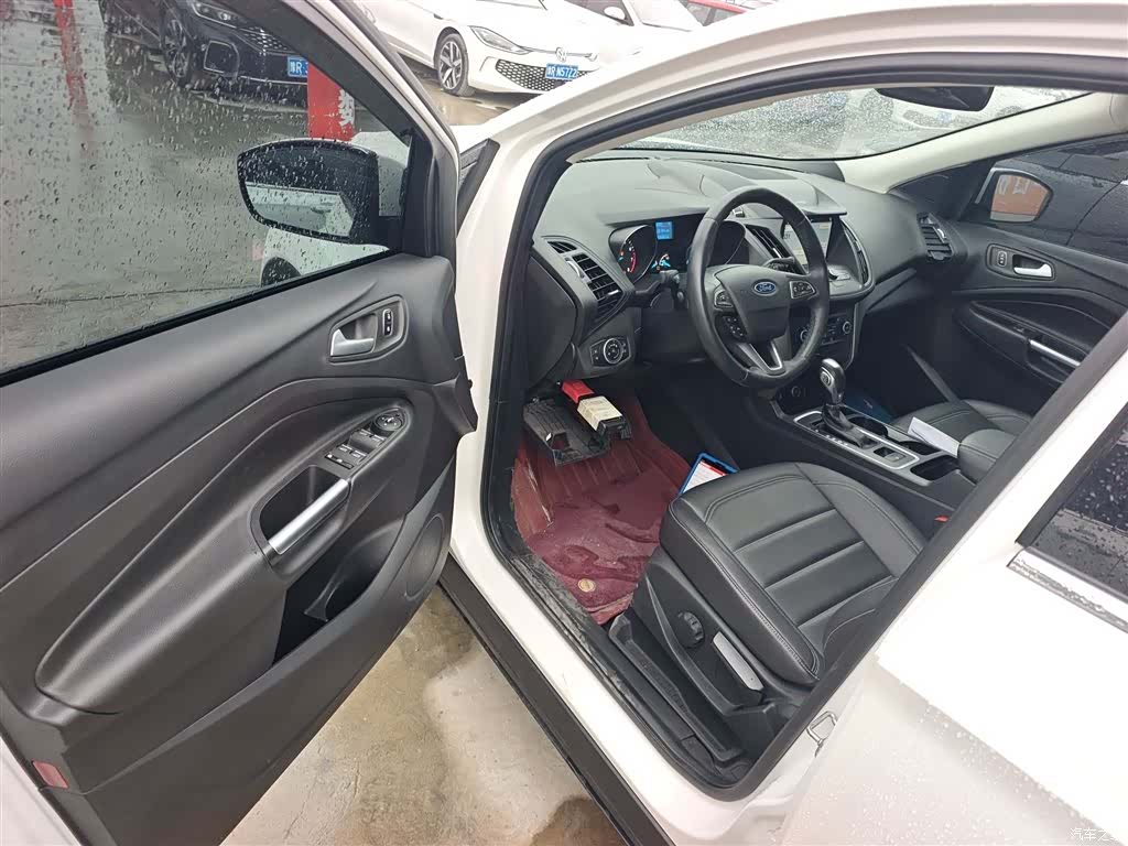 Ford Kuga, 2021 16