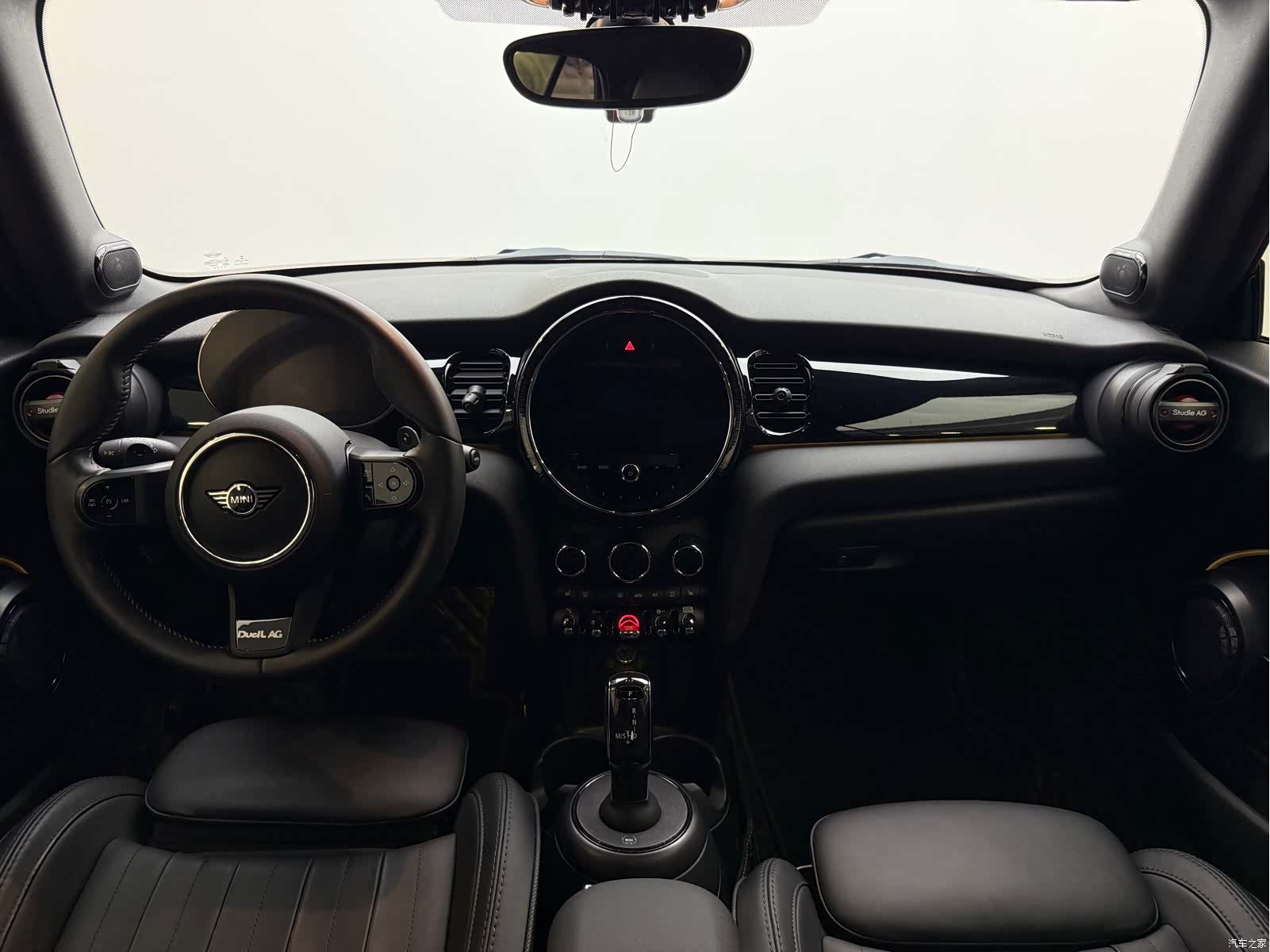Mini Cooper, 2024 12