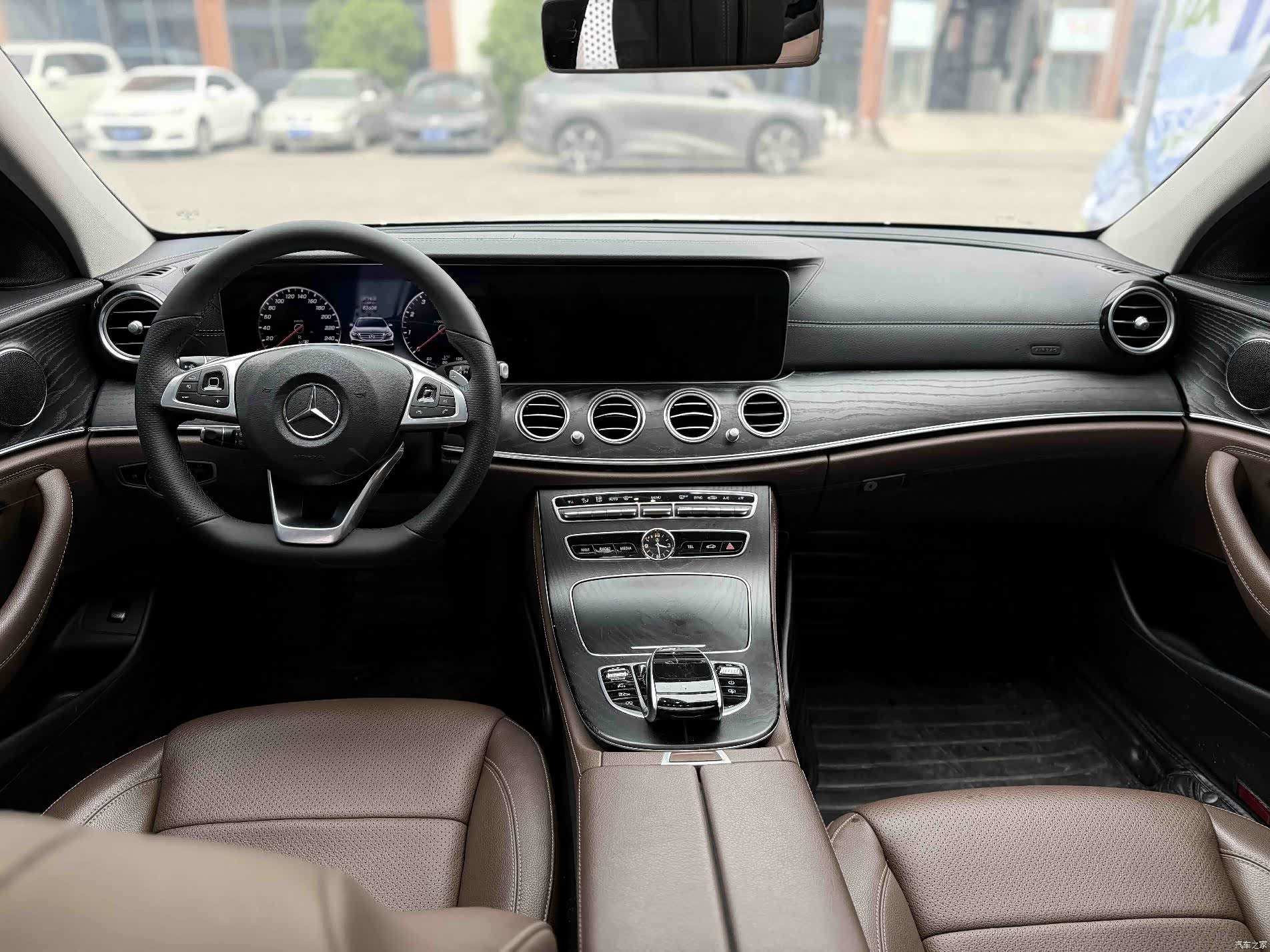 Mercedes-Benz E-Class, 2018 8