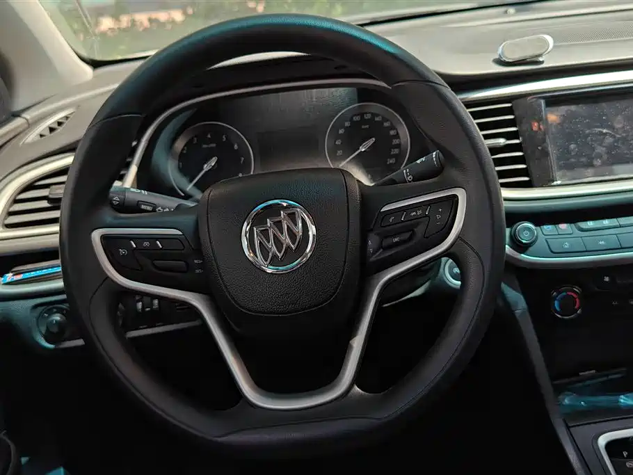 Buick Yinglang