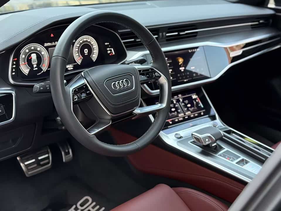 Audi A7L