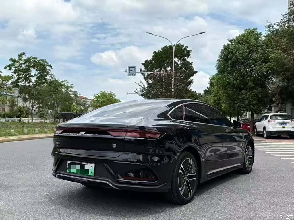 BYD Han, 2023 7