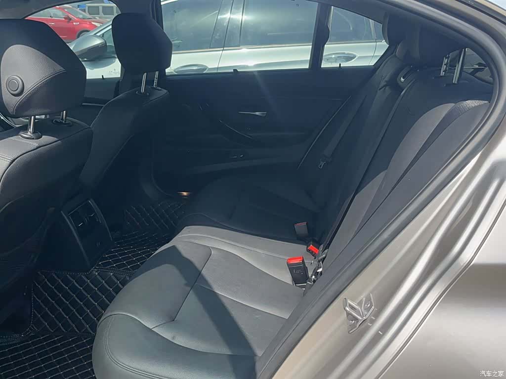 BMW 3 Series, 2017 14