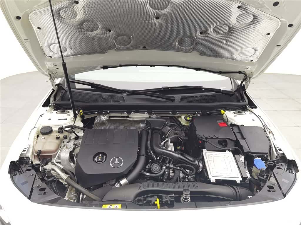 Mercedes-Benz A-Class, 2022 6