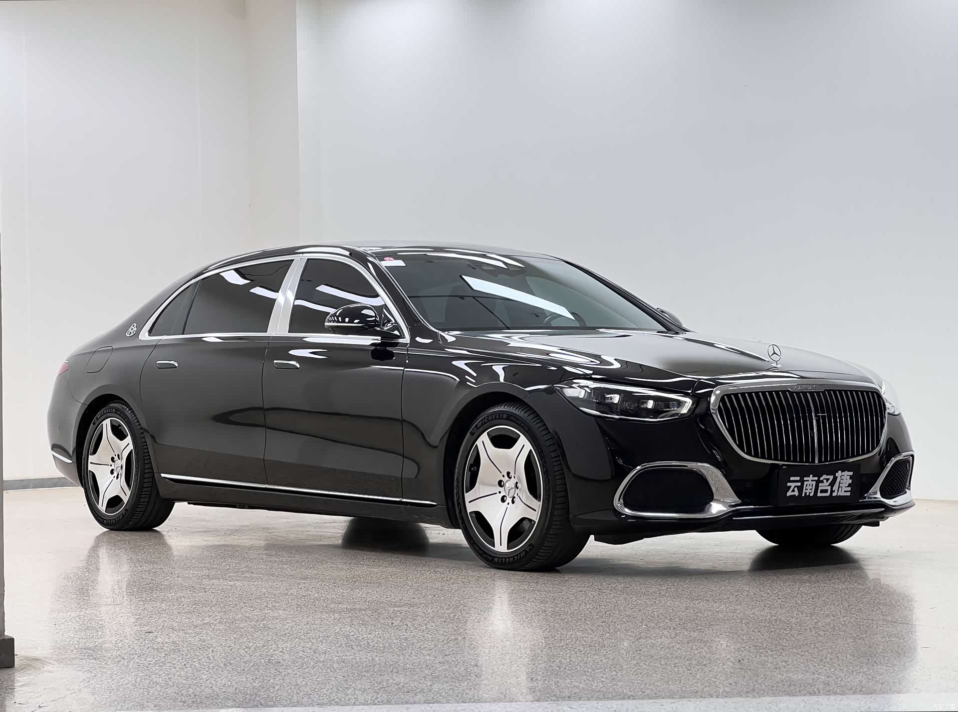 Maybach S-Class, 2024 3