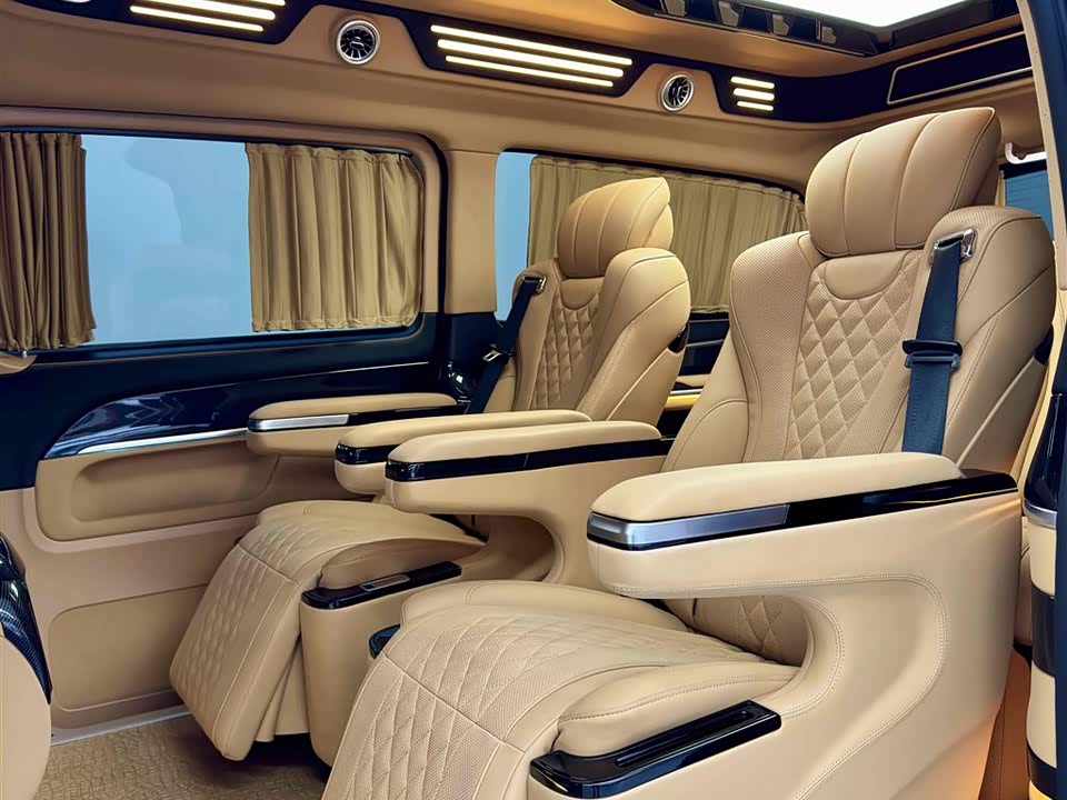 Mercedes-Benz V-class