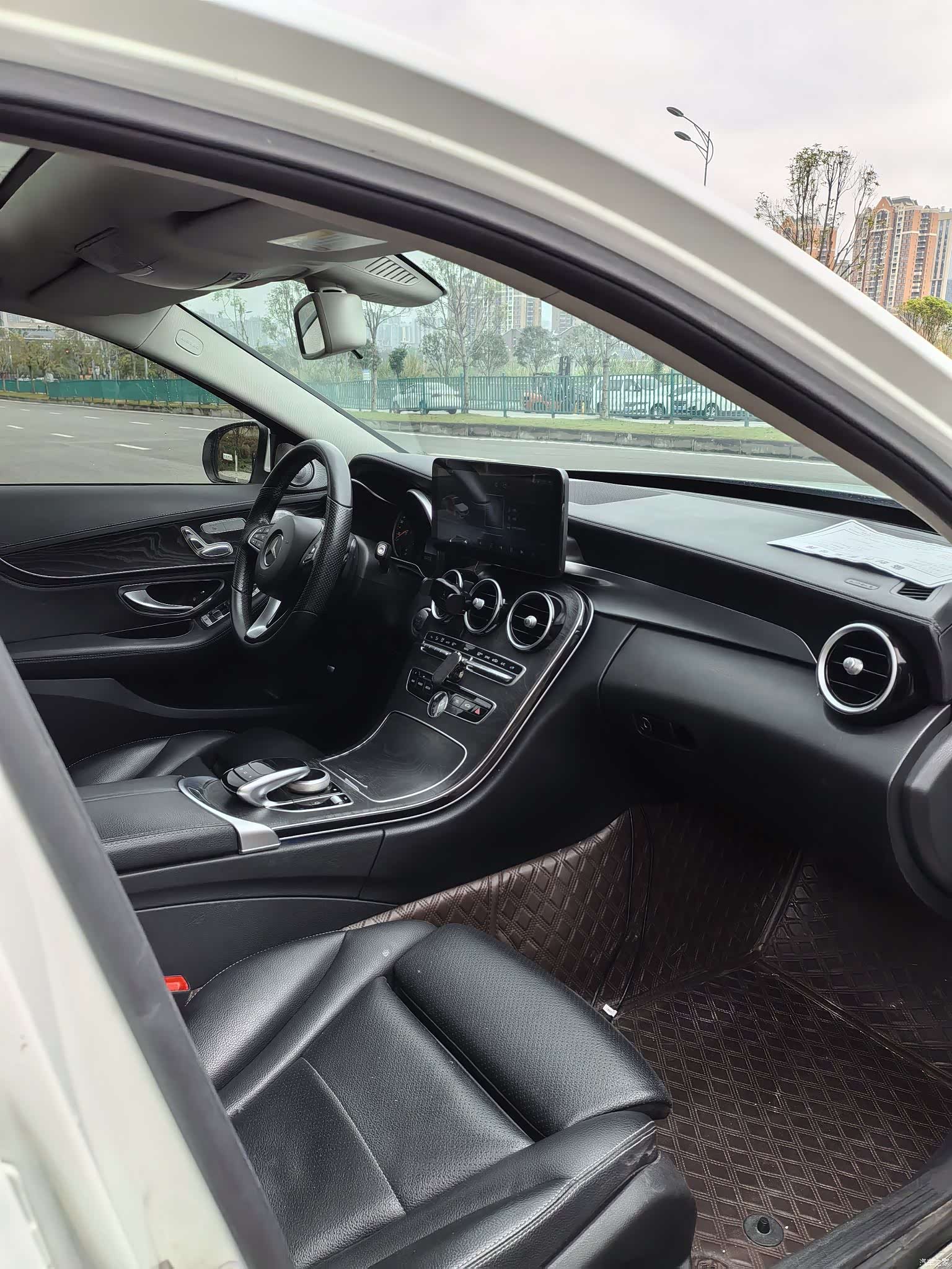 Mercedes-Benz C-Class, 2015 14