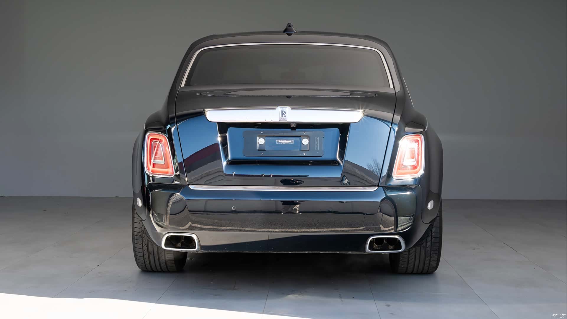 Rolls-Royce Phantom, 2020 21