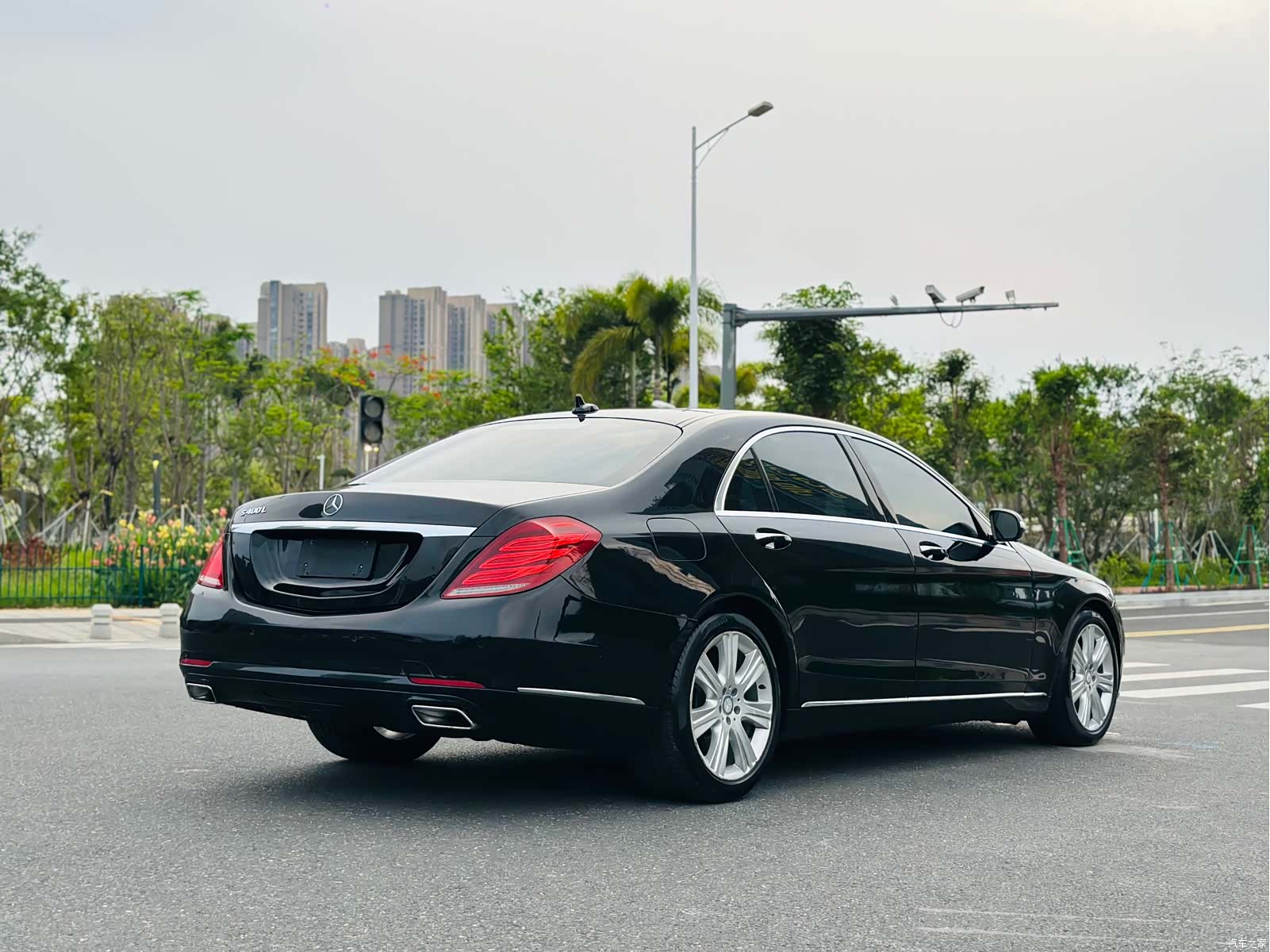 Mercedes-Benz S-Class, 2016 16