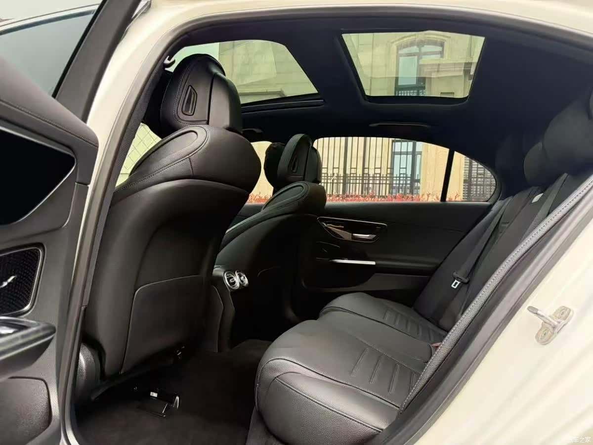Mercedes-Benz C-Class, 2023 6