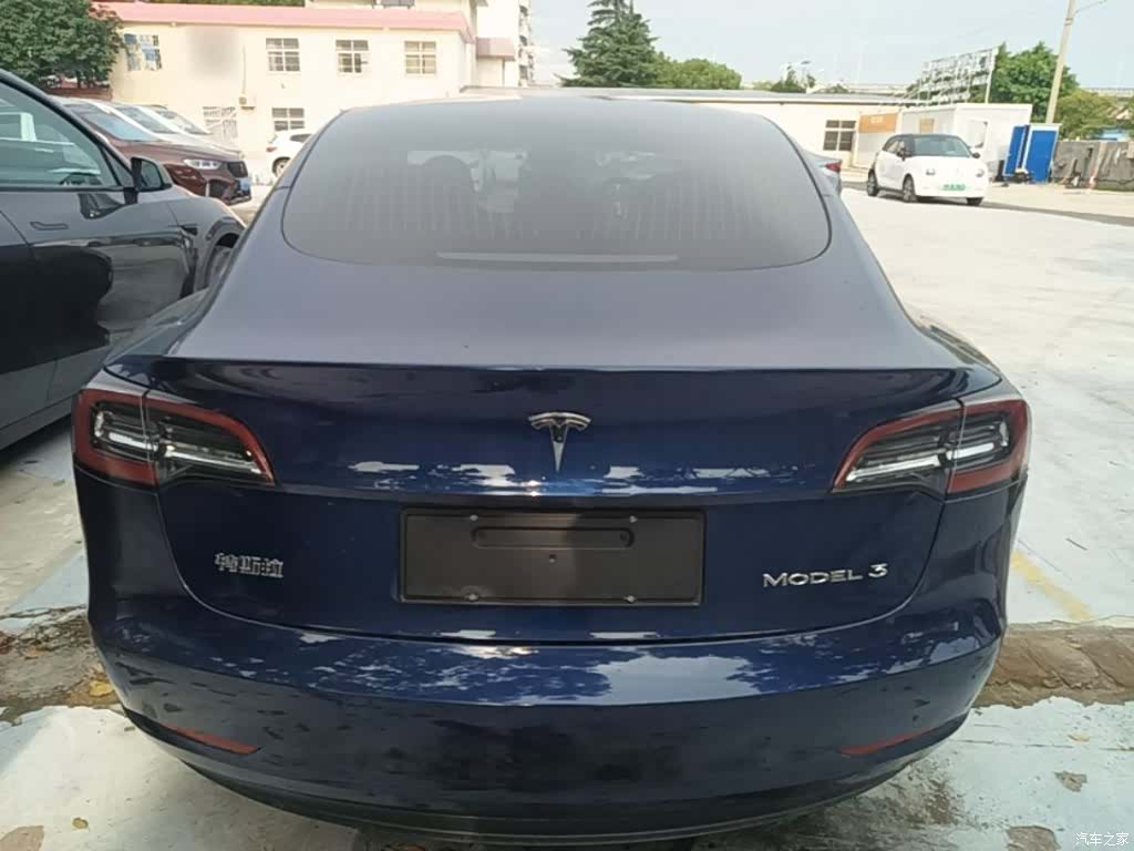 Tesla Model 3, 2020 6