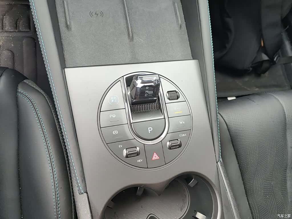 BYD Seal, 2025 14