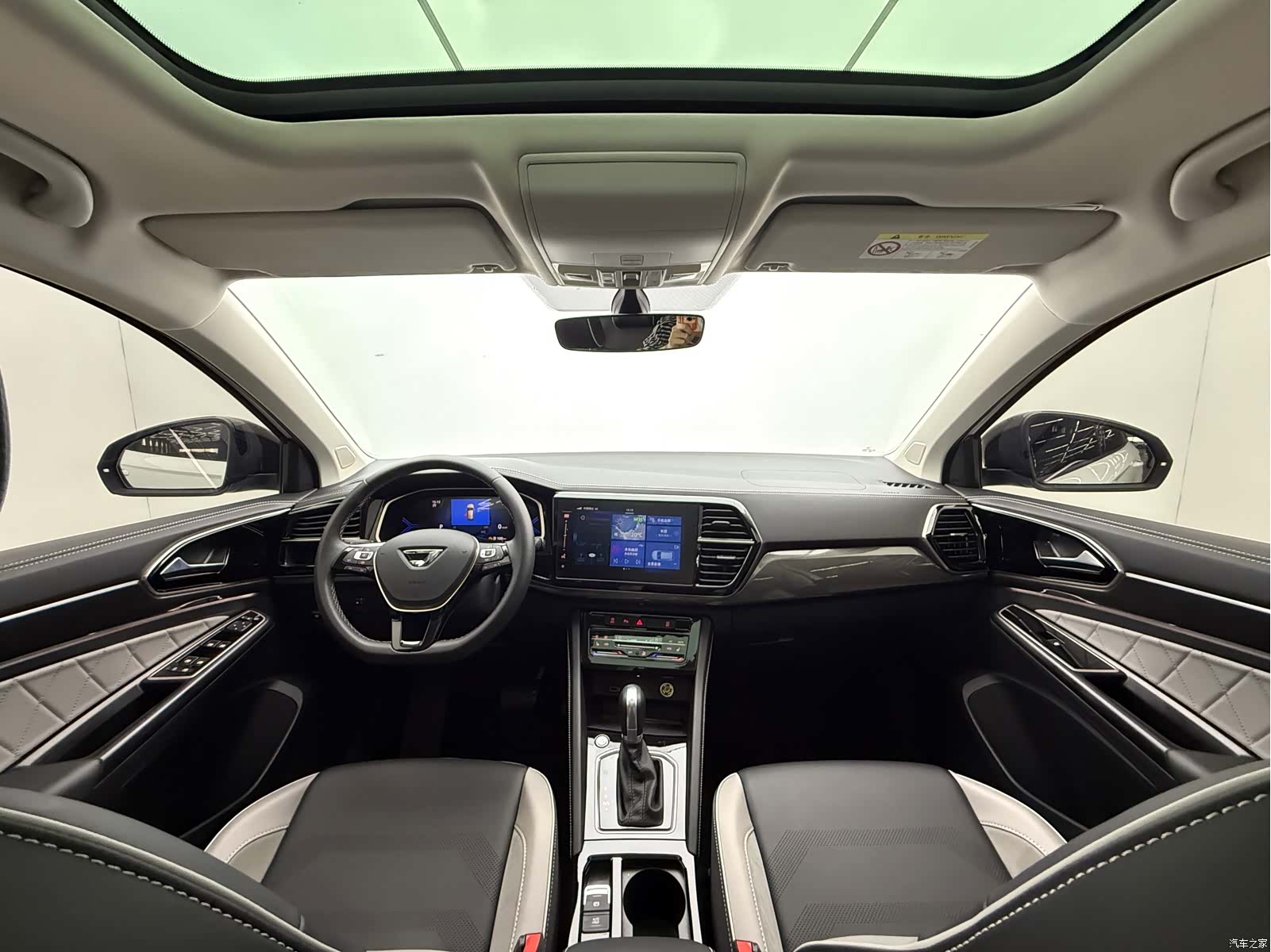 Jetta VS7, 2023 10