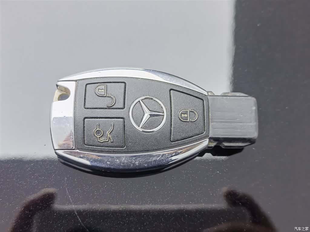Mercedes-Benz E-Class, 2013 19