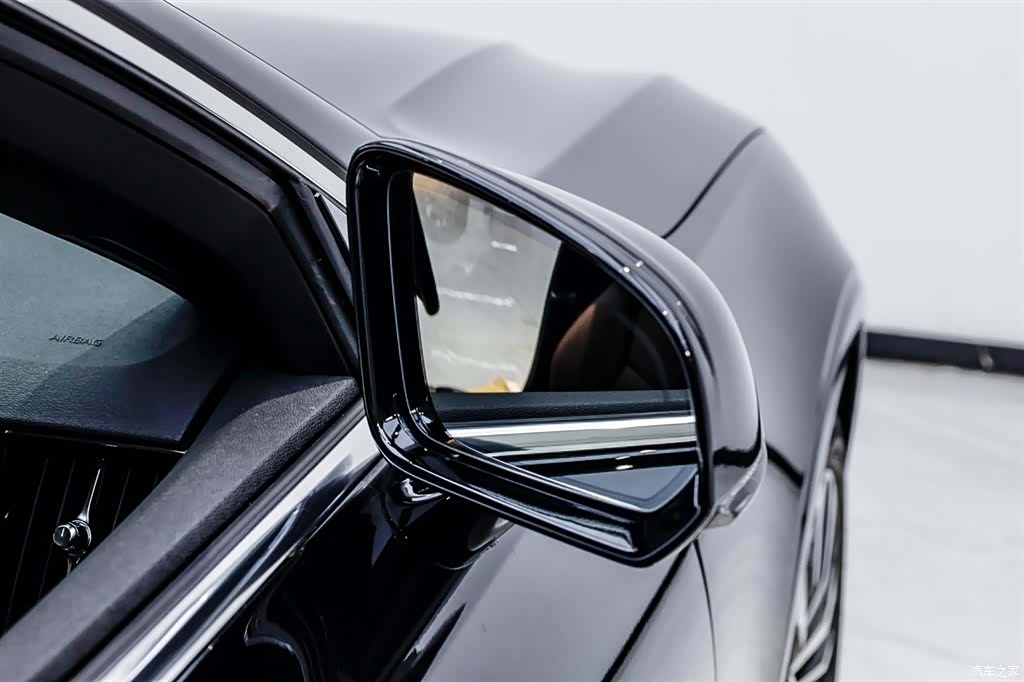 Volvo S90, 2025 11