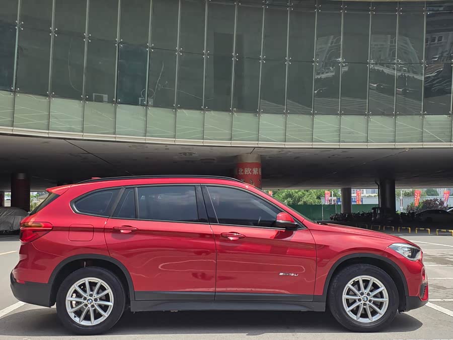 BMW X1 2016, фото 6