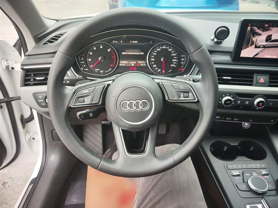 Audi A4L