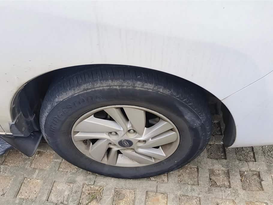 JAC Refine Ruifeng M4