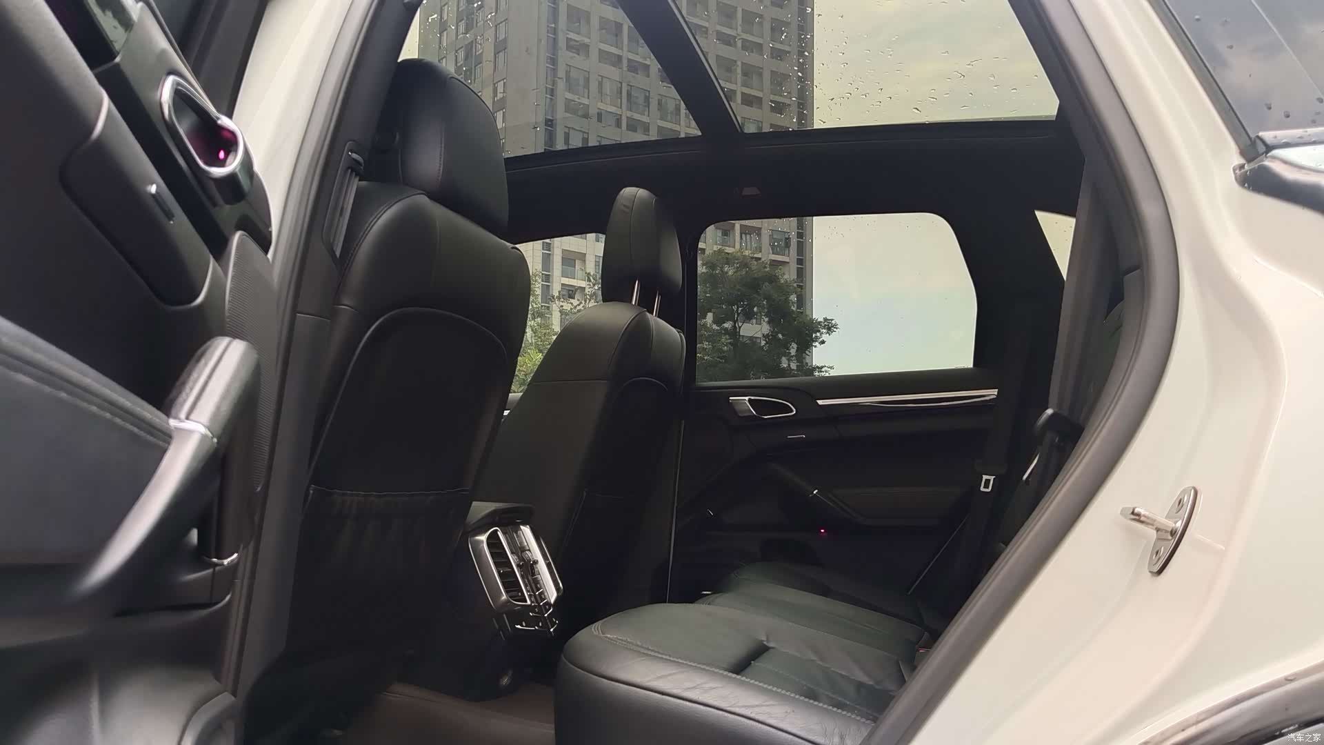 Porsche Cayenne, 2014 8