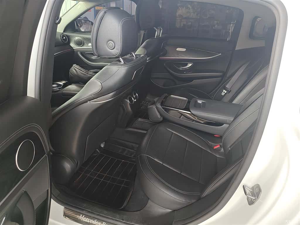 Mercedes-Benz E-Class, 2016 13